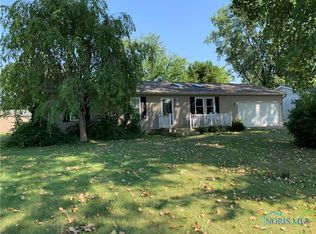 553 S Hill Park Dr, Holland, OH 43528