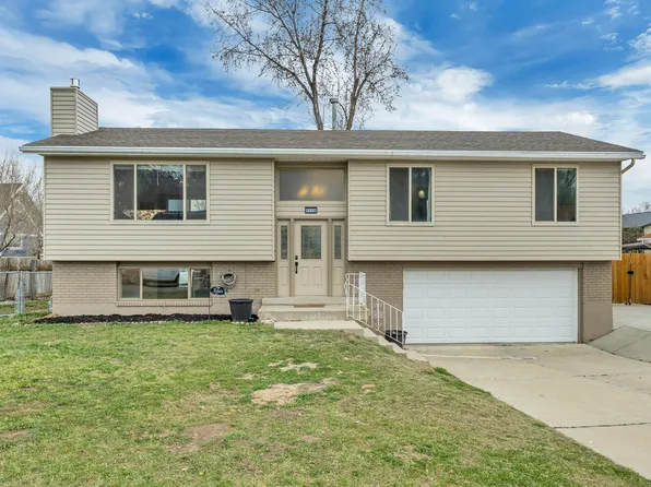 9218 S Laura Anne Way, Sandy, UT 84094