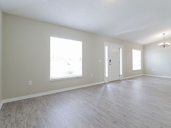 4th image of 2685 Leafy Way Ln