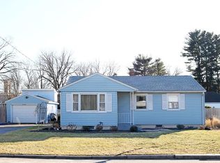 17 Gary Rd, Springfield, MA 01119
