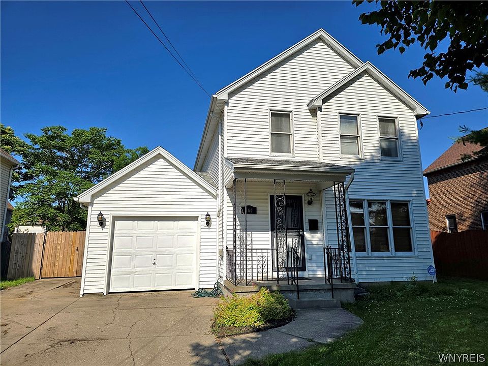 1st image of 160 Walnut St