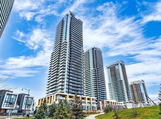 95 McMahon Dr #710, Toronto, ON M2K0H2