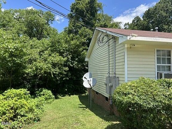 4th image of 413-415 Gay St