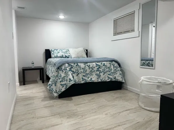 8 S Fairview Ave #1, Paramus, NJ 07652
