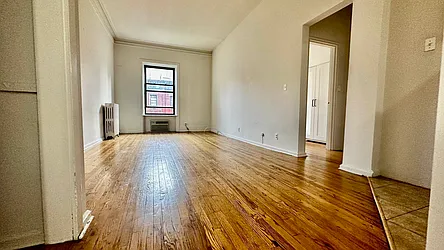 Rented by HOLTON REAL ESTATE INC.