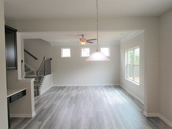 5th image of 100 Tines Dr