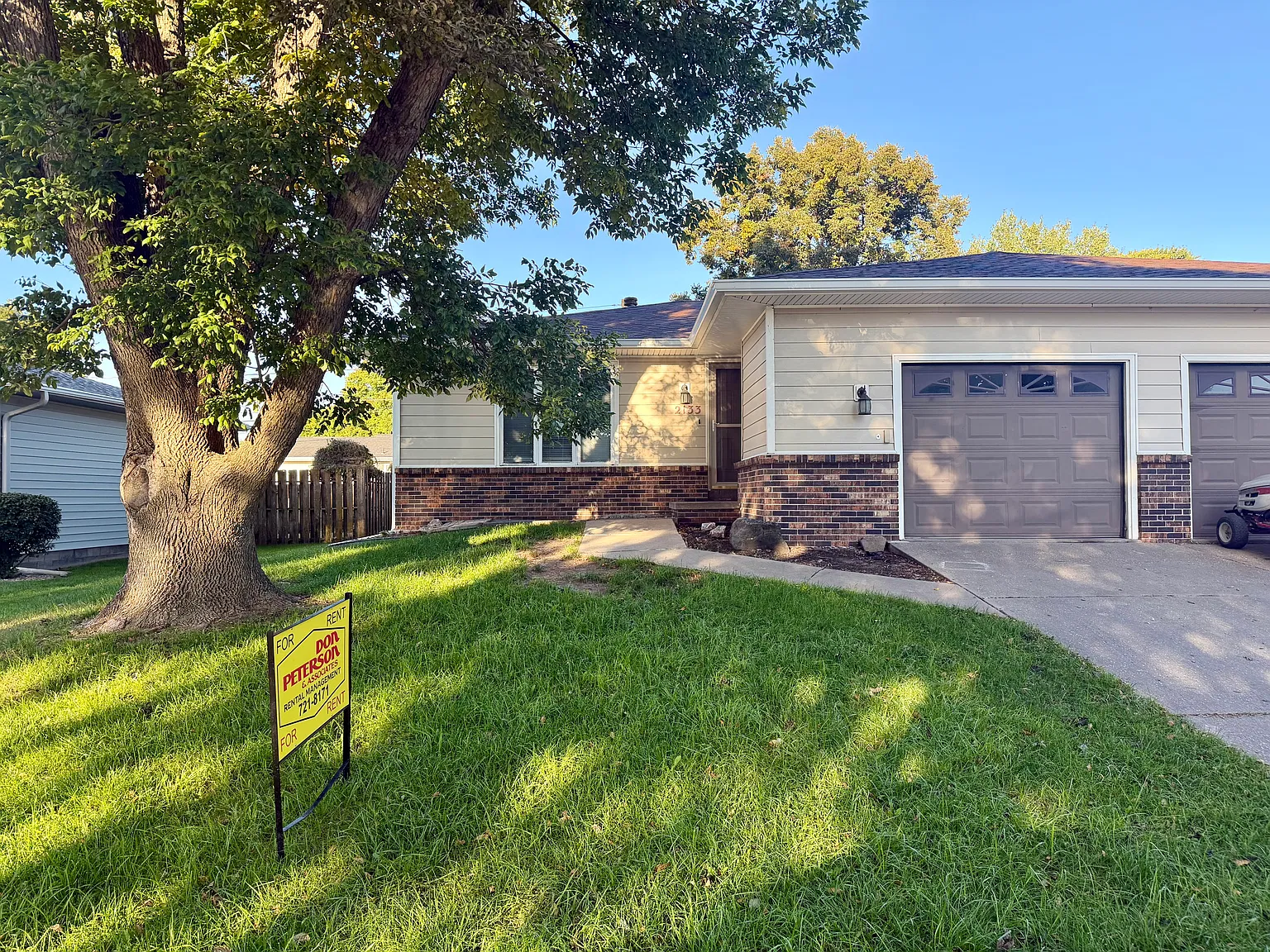 2 bed, $1,400 — Photo 1