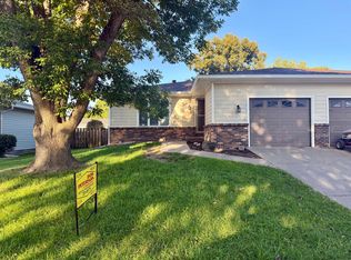 2133-2135 N Garden City Rd #2133, Fremont, NE 68025