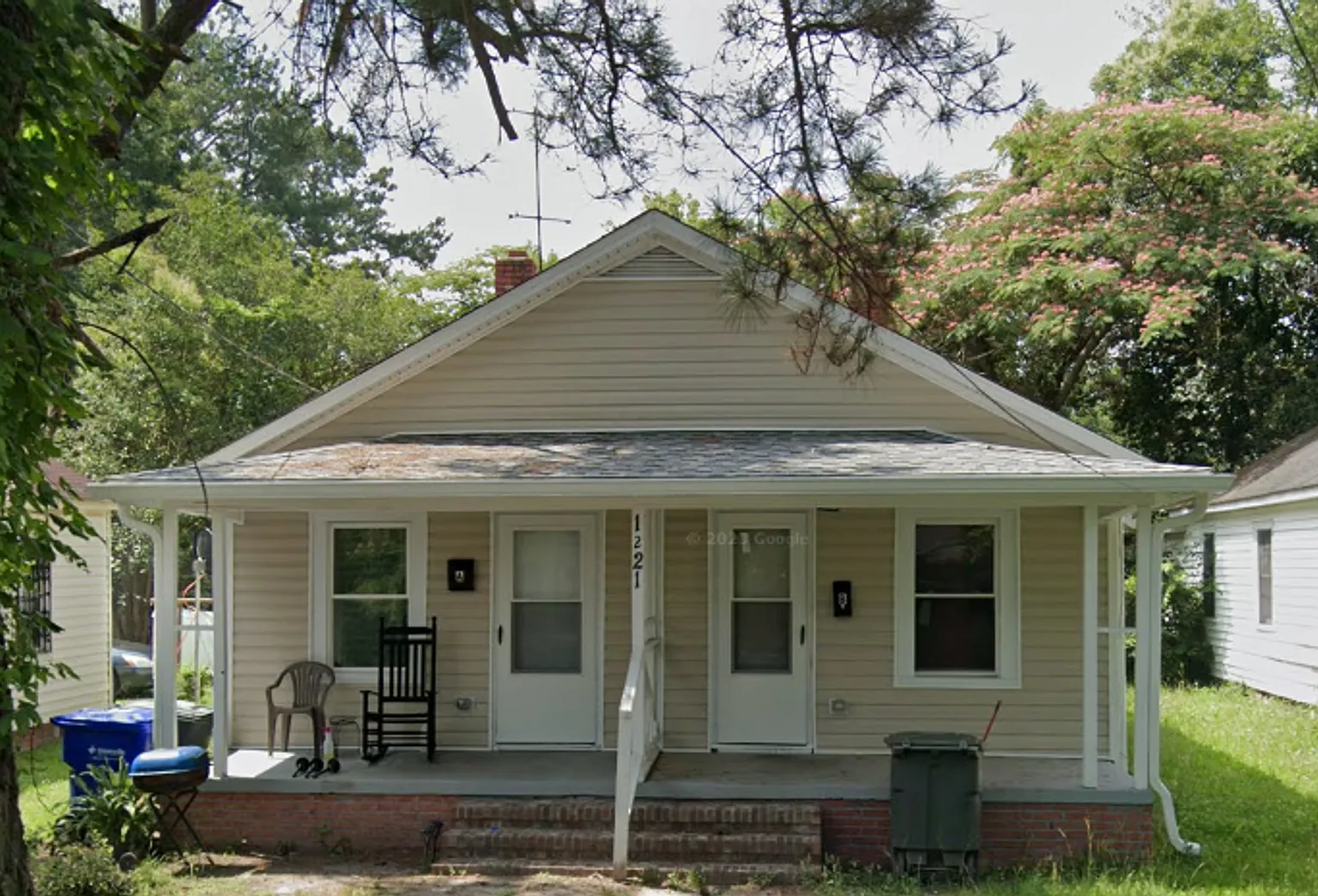 1221 Battle Street — Photo 1