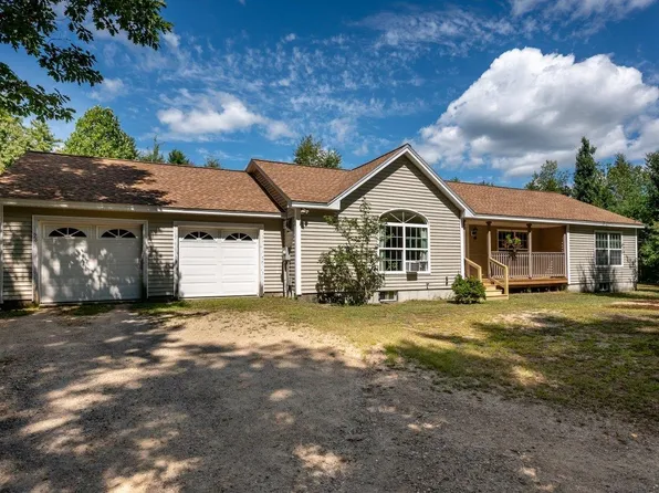 26 Chrissy Circle, Barrington, NH 03825