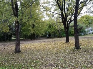 717 W Creek Ave, Checotah, OK 74426