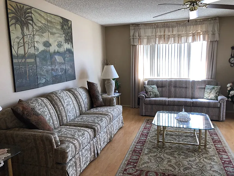824 Leisure World — Photo 4