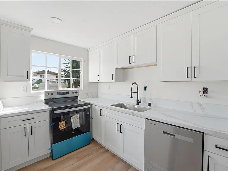 603 Elmwood Dr #2 — Photo 7
