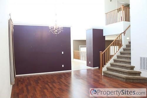 4th image of 3209 S 81st Ave