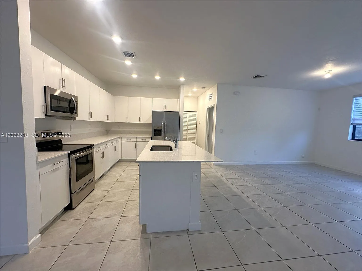 Estates At Silver Palm — Photo 3