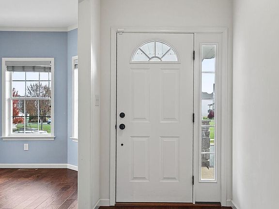 5th image of 13 Alderwood Way
