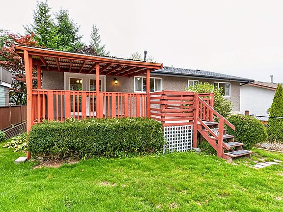 4th image of 3204 Mariner Way