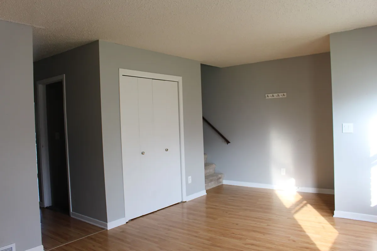 Building Photo - 3751 Renee Dr #MAIN