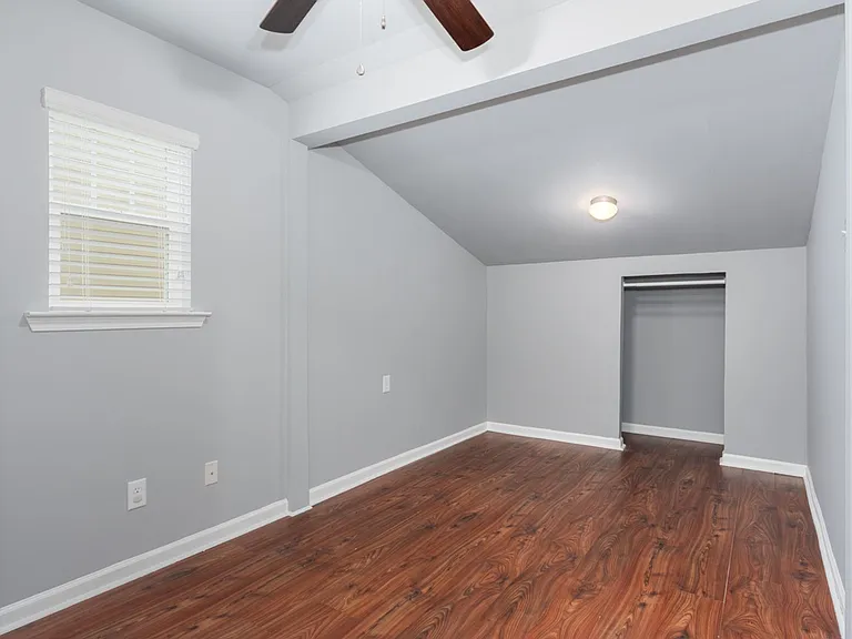 223 Chestnut Oak Ln — Photo 20