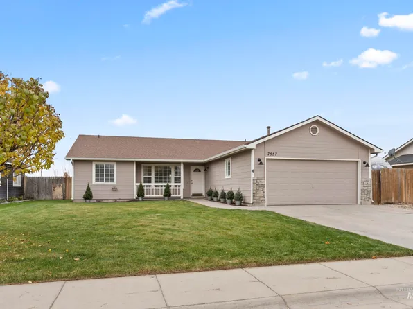 7557 Arlington Dr, Nampa, ID 83687