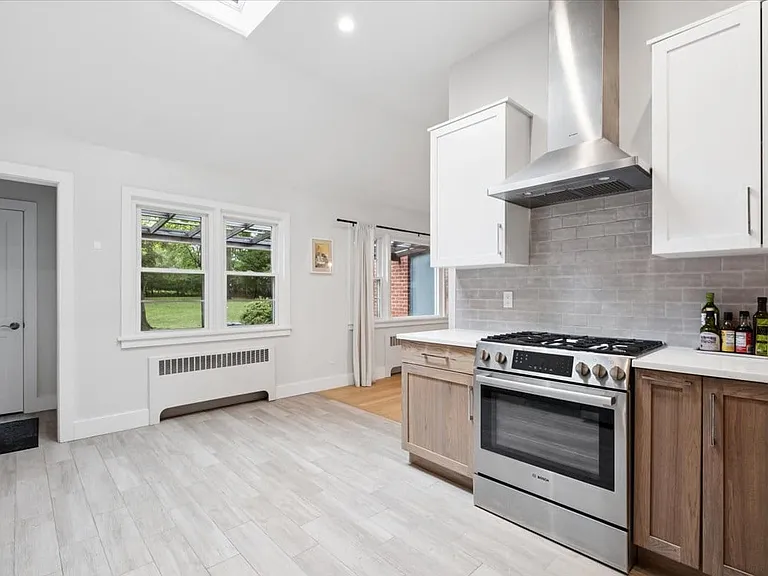54 Park Cir — Photo 21