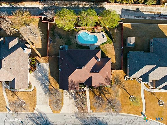 2nd image of 2111 Kangaroo Trl