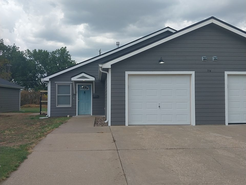 1st image of 714 Willis Ave #B