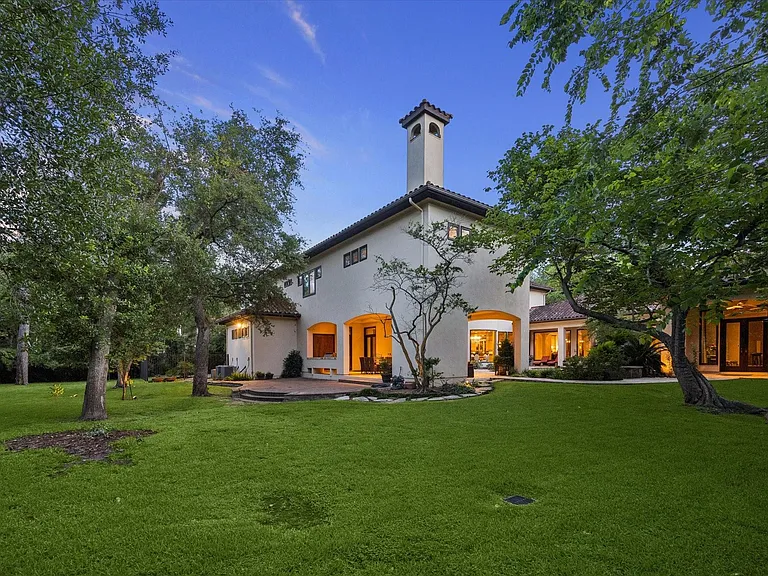 2 Lacewood Ln — Photo 45