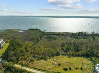 123 Bird Shoal Ln, Beaufort, NC 28516