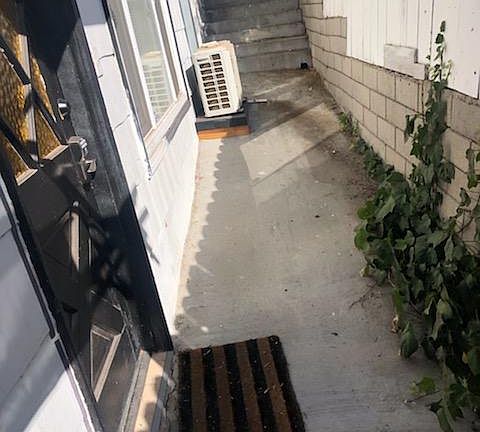 2nd image of 2212 Glendale Blvd #3/4