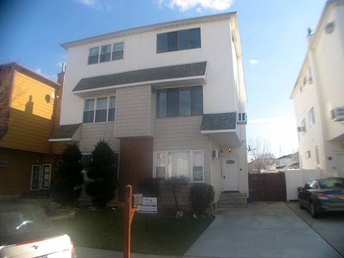 Maintence Free Vinyl Sidi