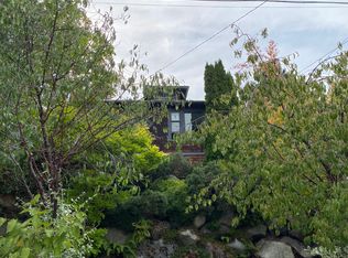 1061 25th Ave E, Seattle, WA 98112