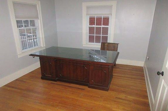 5th image of 223 Crocker Blvd