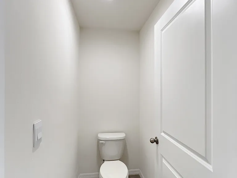 5563 SW 43rd Ct — Photo 14