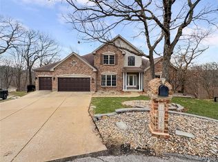 1635 Rockfern Dr, High Ridge, MO 63049