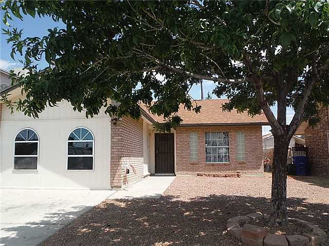 1st image of 3320 Arroyos Pl