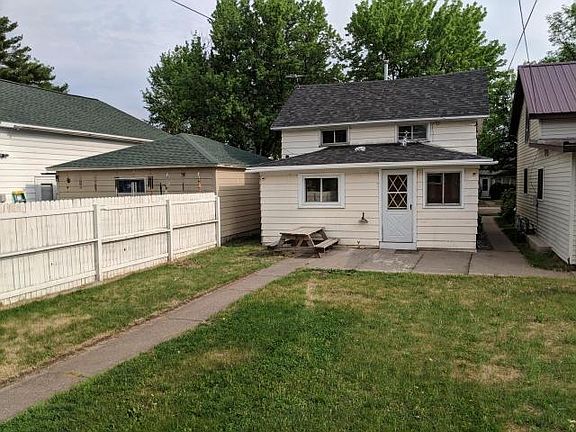 4th image of 218 E Somo Ave