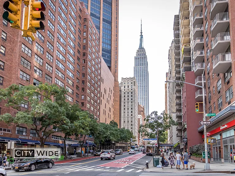 140 E 46th St #7K — Photo 8