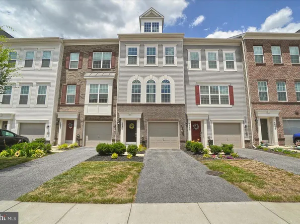 5986 Whelan Ln, Frederick, MD 21703