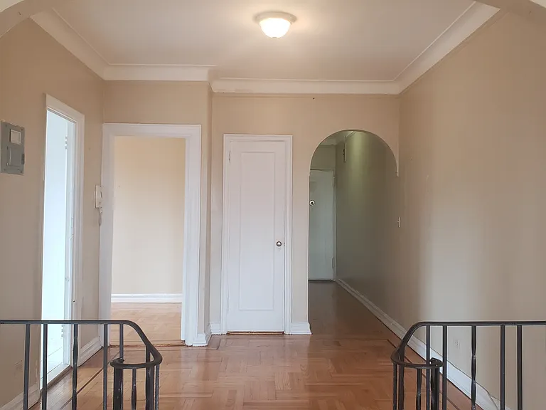 4915 Broadway #6L — Photo 6