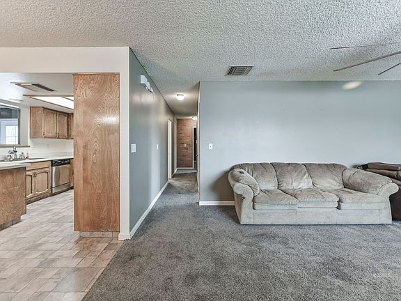 5th image of 609 Sherwood Ct