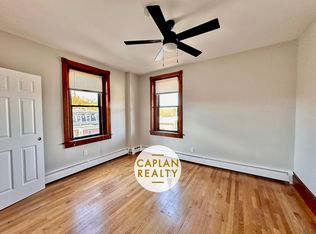 527 Chapel St #C, New Haven, CT 06511