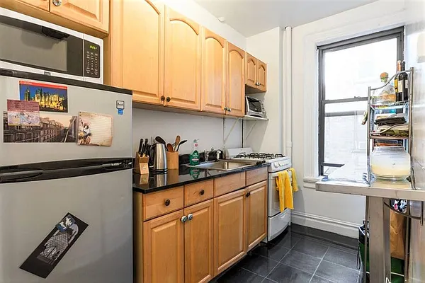 Rented by Dynamik Realty | media 15
