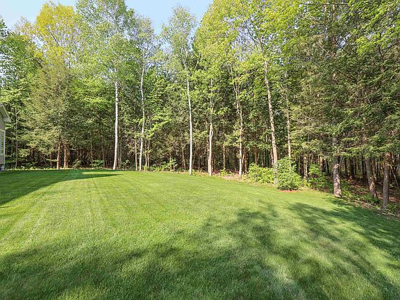 4th image of 27 Farrwood Drive