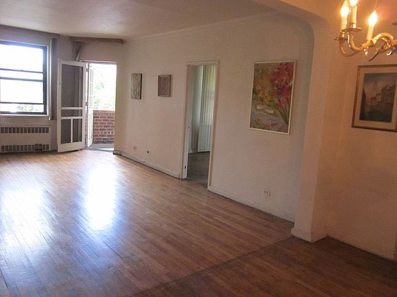 4th image of 6960 108th St APT 401
