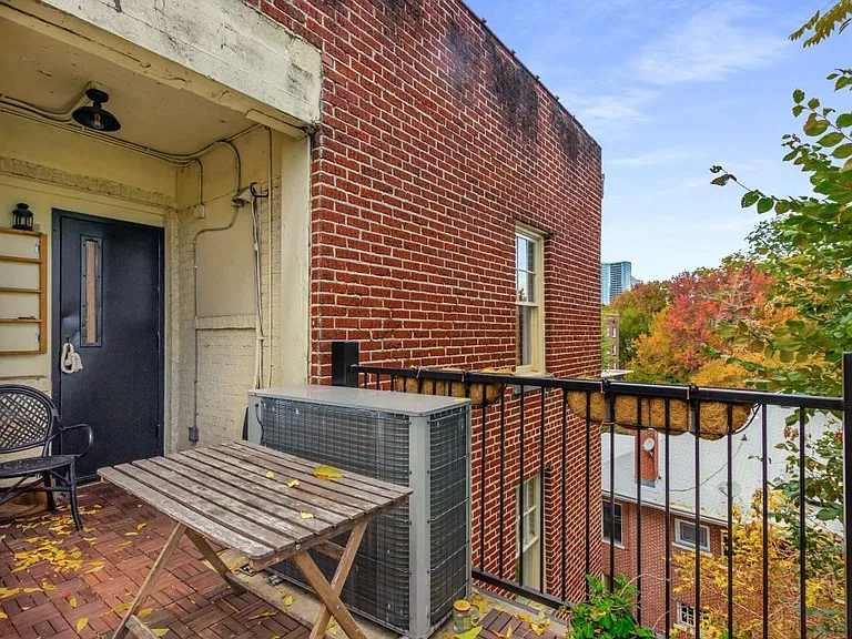 198 Ponce De Leon Ave NE #D7 — Photo 25