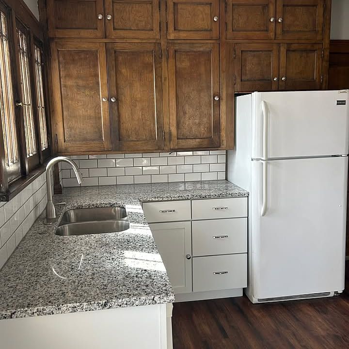 1st image of 3923 Upton Ave N