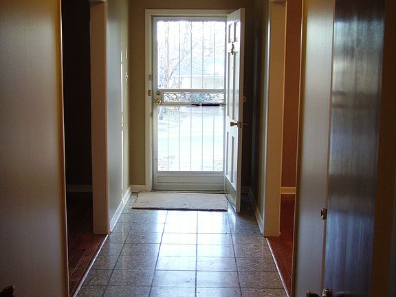 Entry way