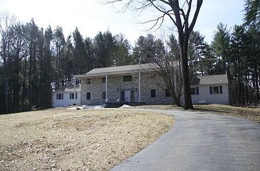 2nd image of 358 Glen Rd