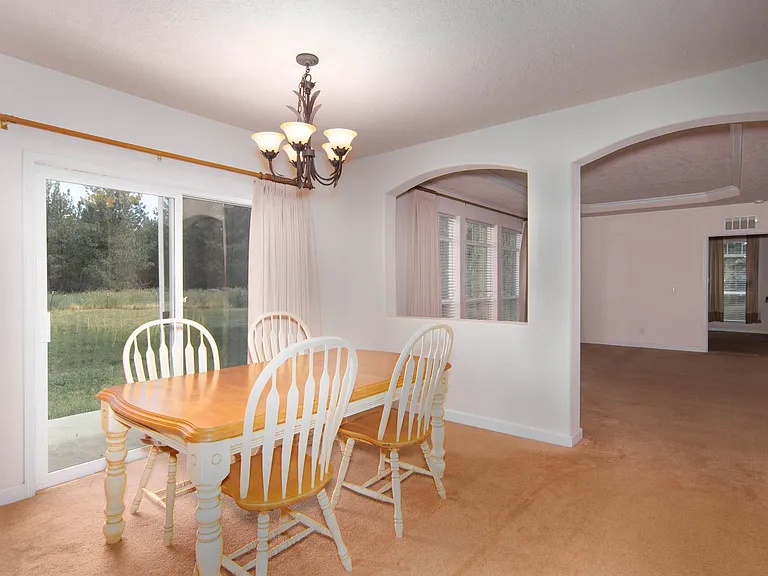 8222 W White Rd — Photo 14